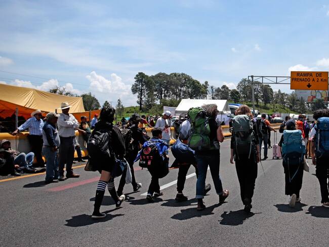 ¡Varados y desesperados! en la México-Puebla