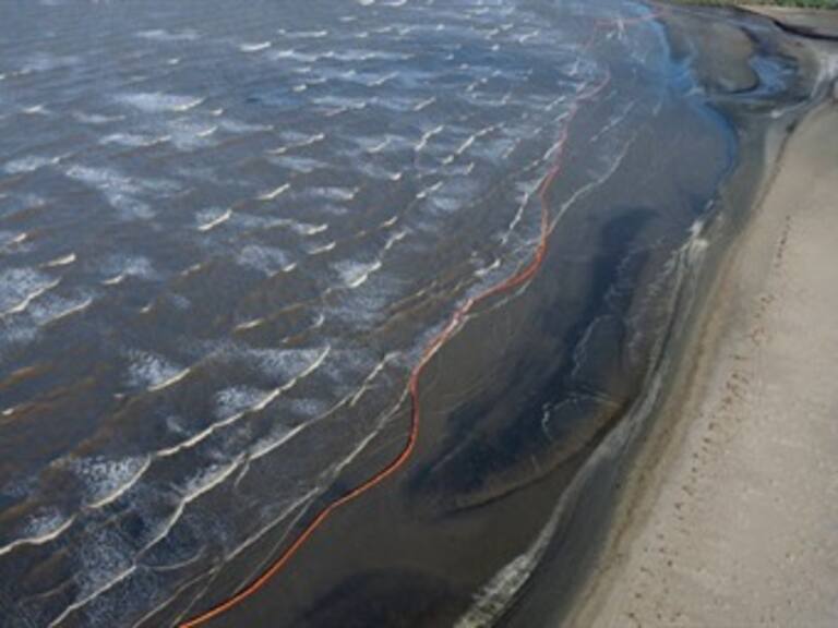 Eliminan 75% de crudo derramado en Golfo