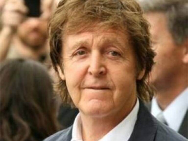 Paul McCartney es el último Beatle que recibe su estrella en Hollywood