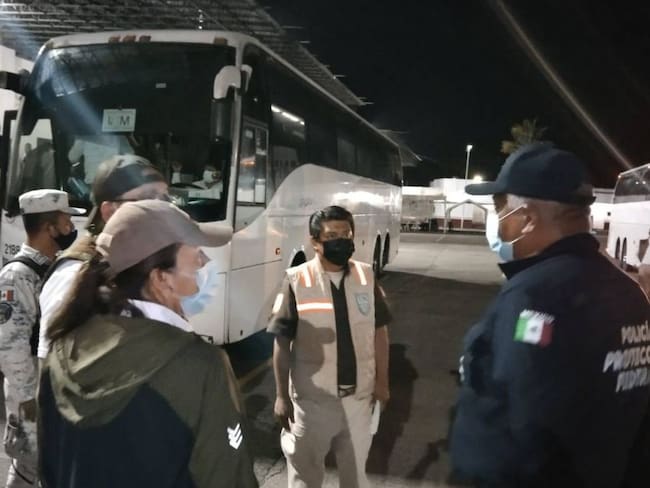 Retorna INM a Venezuela a 126 personas que estaban de ilegales en México