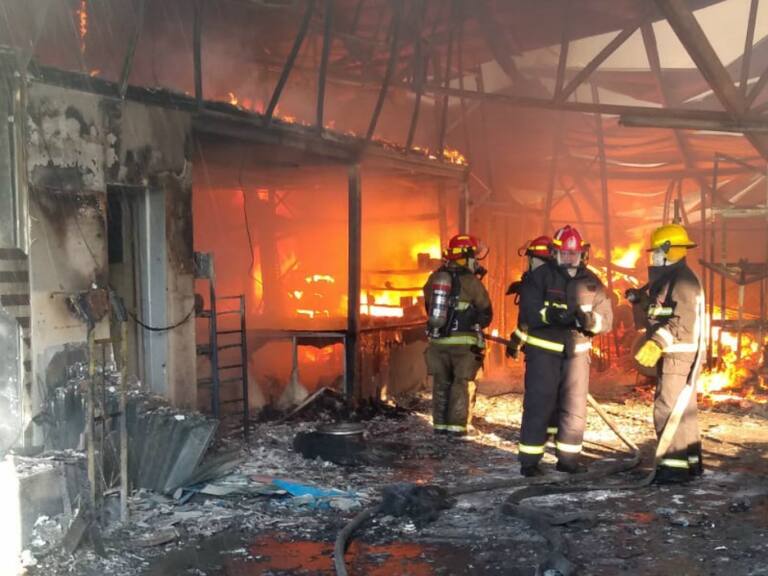 Incendio en una fábrica zapopana deja 5 millones en pérdidas