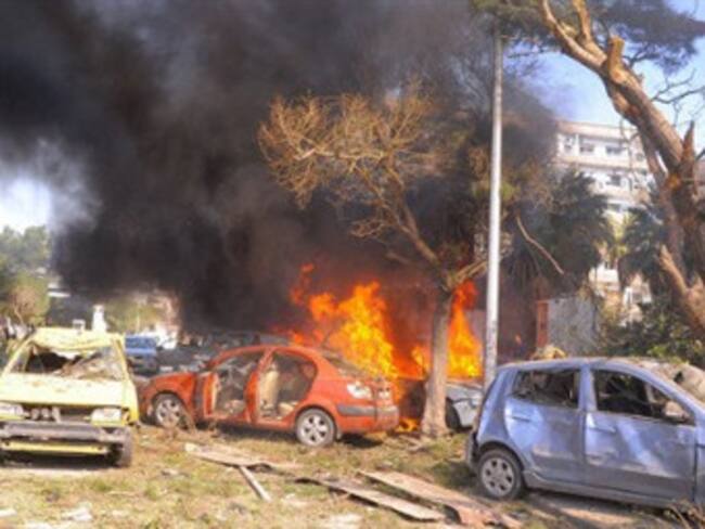 Causa 15 muertos y 53 heridos atentado con carro-bomba en Damasco
