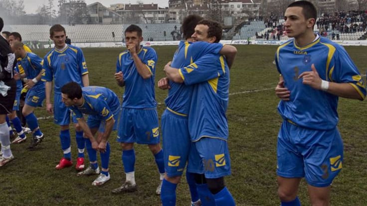 La UEFA aprueba admisión de Kosovo; Serbia está en desacuerdo