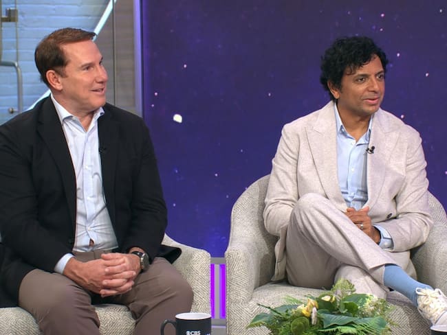 Nicholas Sparks: El maestro del romance y el misterio que nos enseña que el amor no es fácil