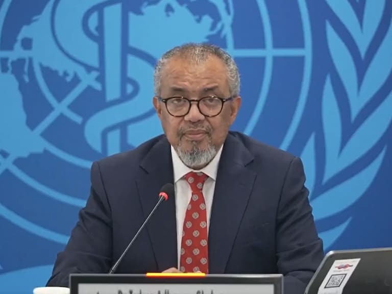El director general de la Organización Mundial de la Salud, Tedros Adhanom, elevó a cinco el número de casos confirmados de hantavirus y tres personas con sospecha de contagio en el crucero MV Hondius.