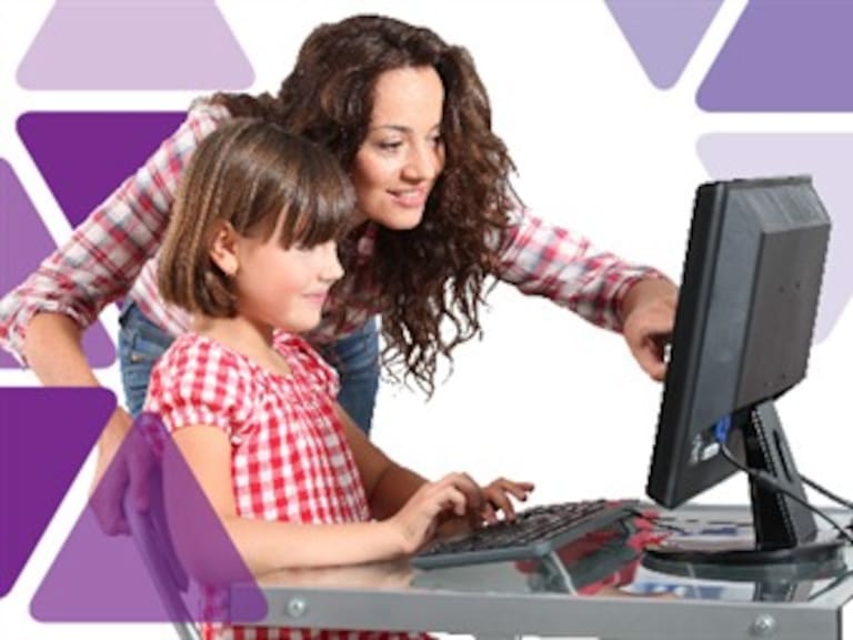 Es la Alfabetización Digital tema central de Santillana.Compartir