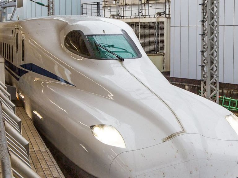 Tren bala en Japón es capaz de viajar durante un terremoto