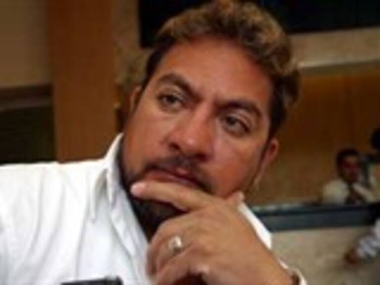 Encarcelan a escritor de 'Cañitas' por incumplir pensión