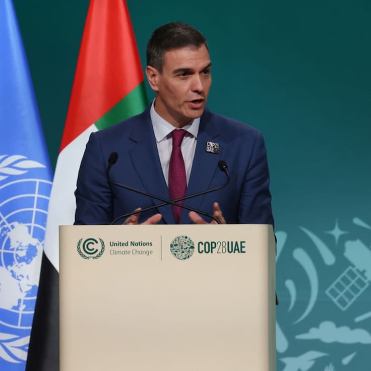 España propone prohibir redes sociales a menores de 16 años