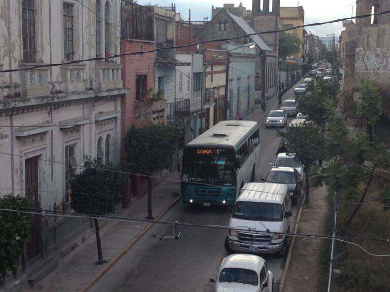 Del municipio de Zapopan al Valle de Tesistán se están generando demasiados vehículos.