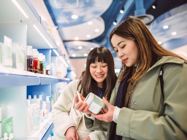 Skincare y fragancias empujan un mercado de belleza que ya mueve 325 mil MDP en México