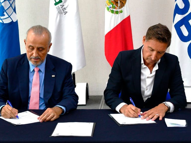 MX- ASA fortalece la capacitación de sobrecargos de aviación con un nuevo equipo de entrenamiento