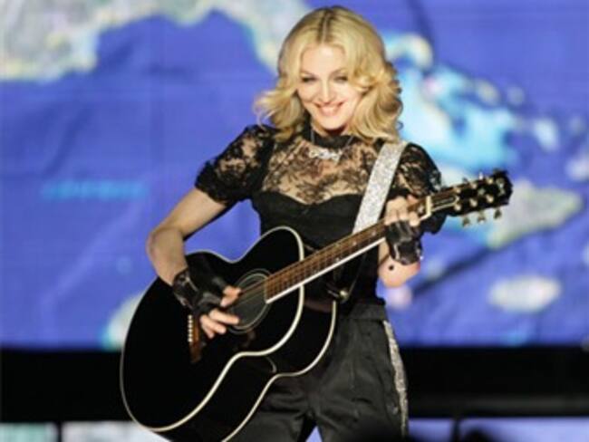 Abuchean a Madonna en Rumania