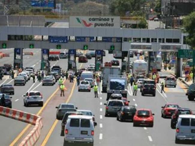 Aumenta regreso de vehículos al DF por fin de semana largo