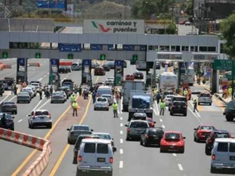 Aumenta regreso de vehículos al DF por fin de semana largo