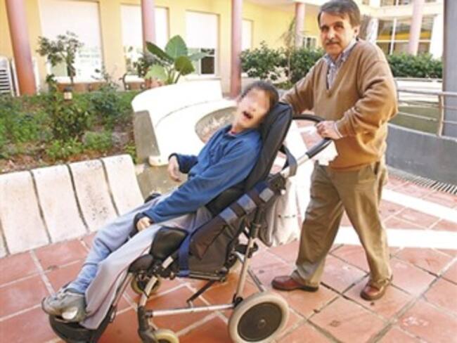 Piden en España evitar recortes en atención a parálisis cerebral
