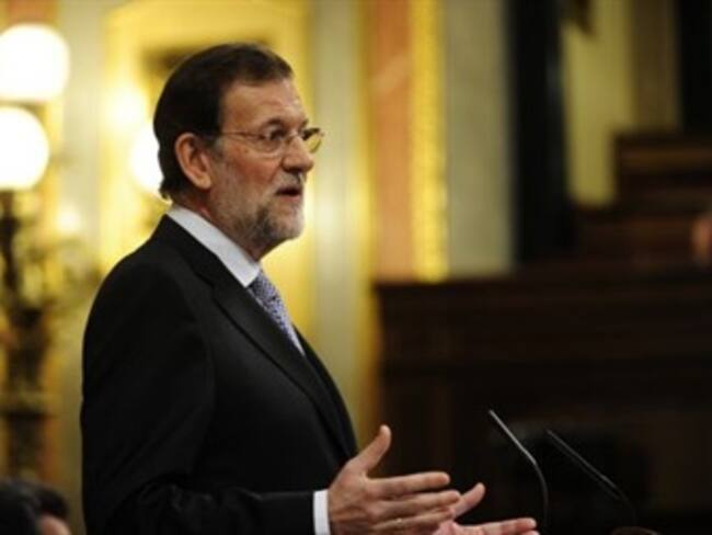 Revela Rajoy a su gabinete y elimina dos ministerios