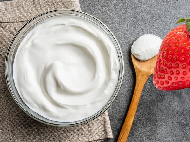 Yogur natural vs de fresa: Profeco revela cuál es mejor y por qué