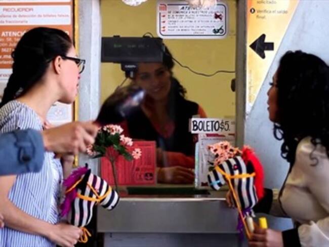 Las taquilleras del metro exigen mejores condiciones de trabajo
