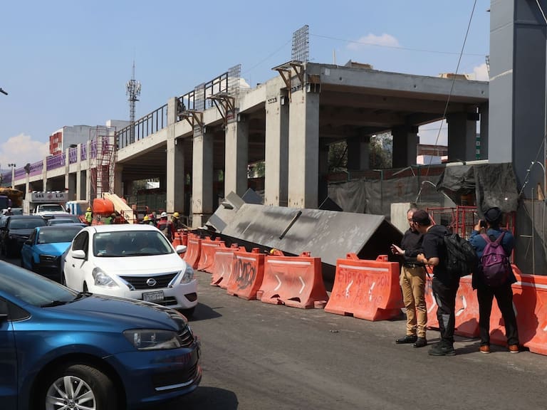 La movilidad en la CDMX enfrenta problemas de orden, seguridad vial y aplicación de normas, señalaron especialistas en transporte y movilidad urbana.