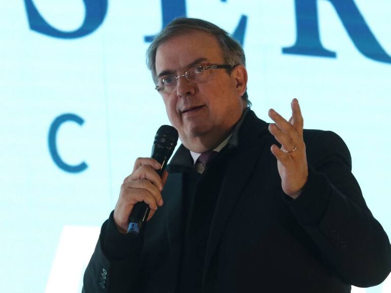 Tribunal Electoral desecha queja contra Ebrard y medios de comunicación