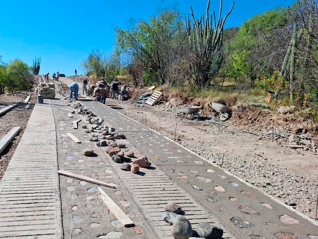 SICT construirá 388 caminos artesanales en 18 estados en 2026