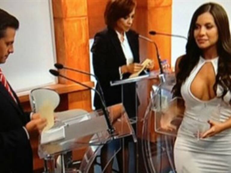 Edecanes en la vida política