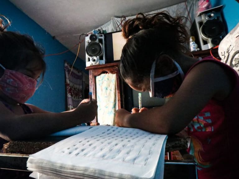 Obtén la Beca Bienestar para las Familias de educación de 1,600 bimestral