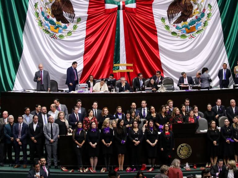 Piden diputados acciones para prevenir y castigar feminicidios