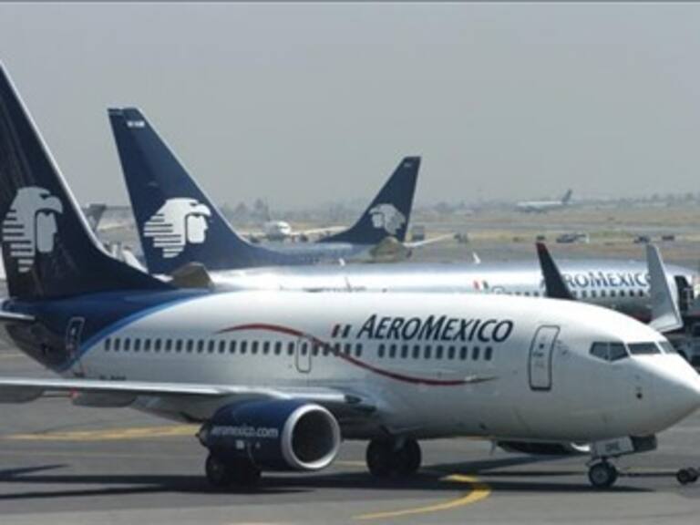 PAN y PRD contra rescate de Mexicana de Aviación