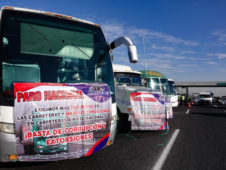 "Nos solidarizamos con los campesinos de este país y les pedimos que NO aflojen"