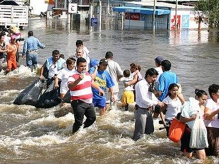 4 muertos por desbordamiento de río en Puebla