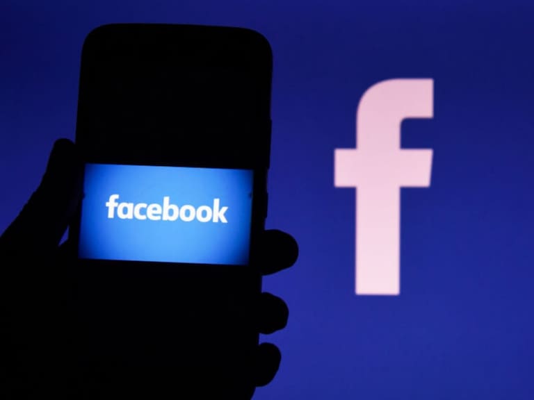 Facebook: modo oscuro y otras actualizaciones ya están en México