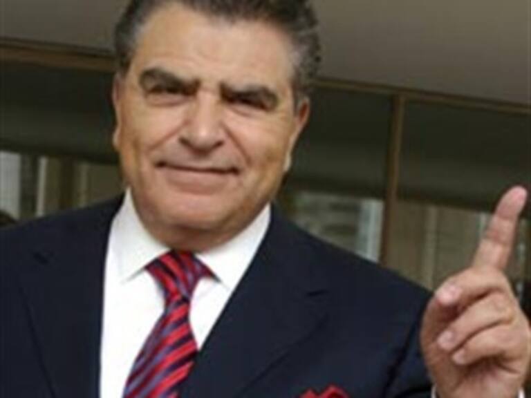 Dispuesto Don Francisco a nuevos exámenes de ADN por paternidad