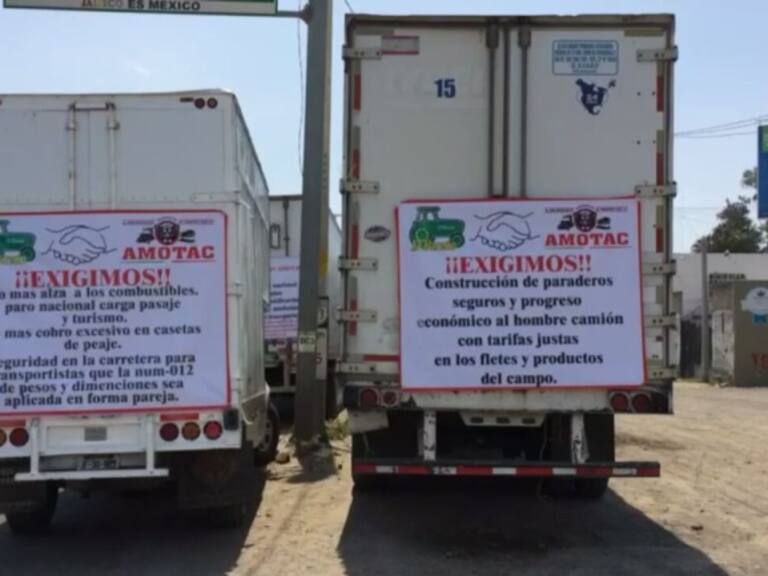 Transportistas de AMOTAC toman casetas en Jalisco
