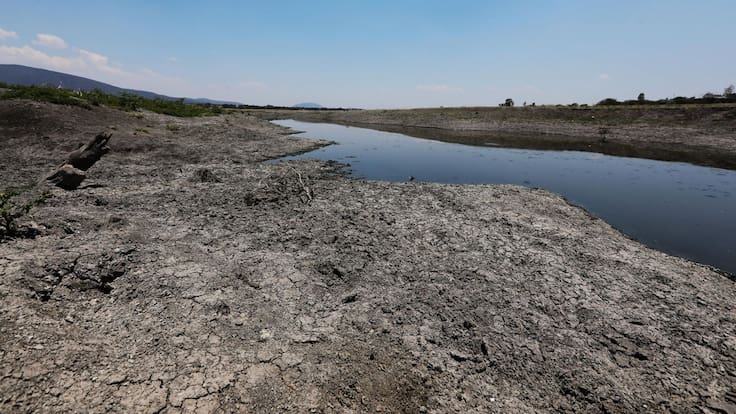 Exhibe gobierno a la familia de Calzada Rovirosa por comercializar agua de riego