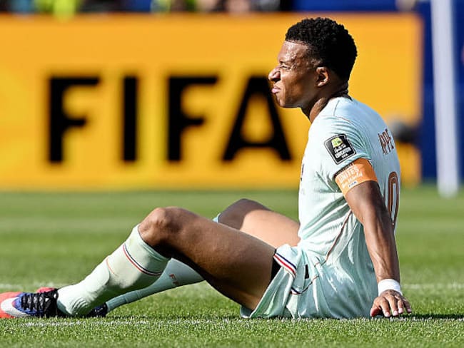 ¿Se pierde el Mundial? Qué tiene Kylian Mbappé tras salir lesionado con Francia