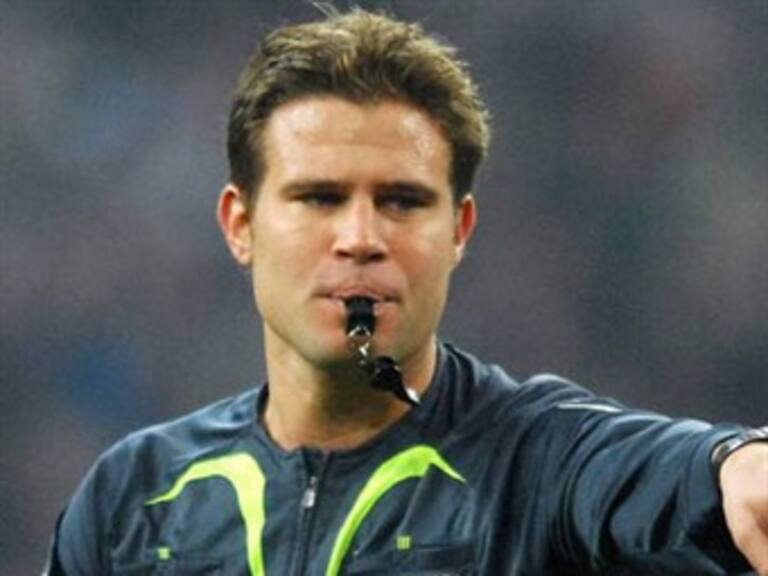 Dirigirá Brych la 'vuelta' del repechaje México-Nueva Zelanda