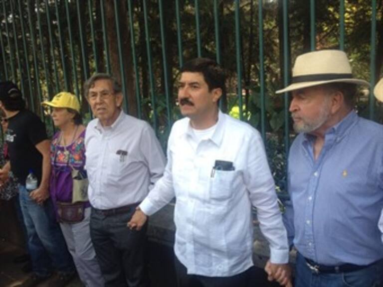 Cárdenas Solórzano encabeza marcha