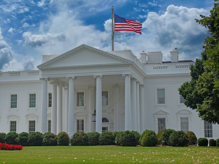 La Casa Blanca planea quitar fondos a investigaciones sobre guerras a otros países