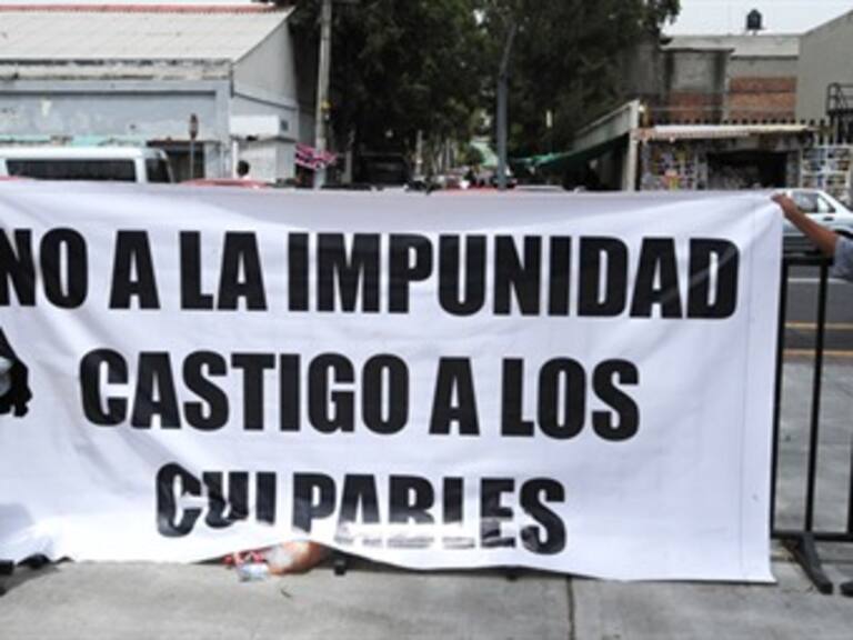 Protestan padres ABC en PGJ de Sonora