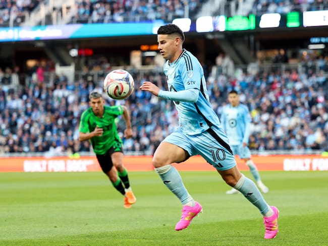 Un saludo que no ocurrió: James Rodríguez protagoniza controversia antes del Mundial | VIDEO