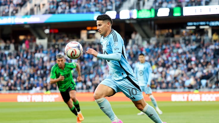 Un saludo que no ocurrió: James Rodríguez protagoniza controversia antes del Mundial | VIDEO