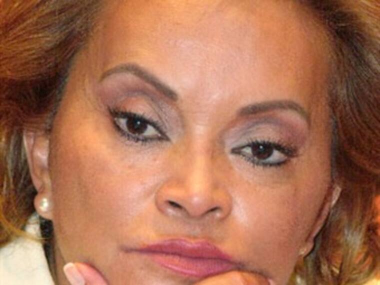 Críticas a Elba Esther en redes sociales. Jorge Contreras, experto en redes sociales. 02/03/13