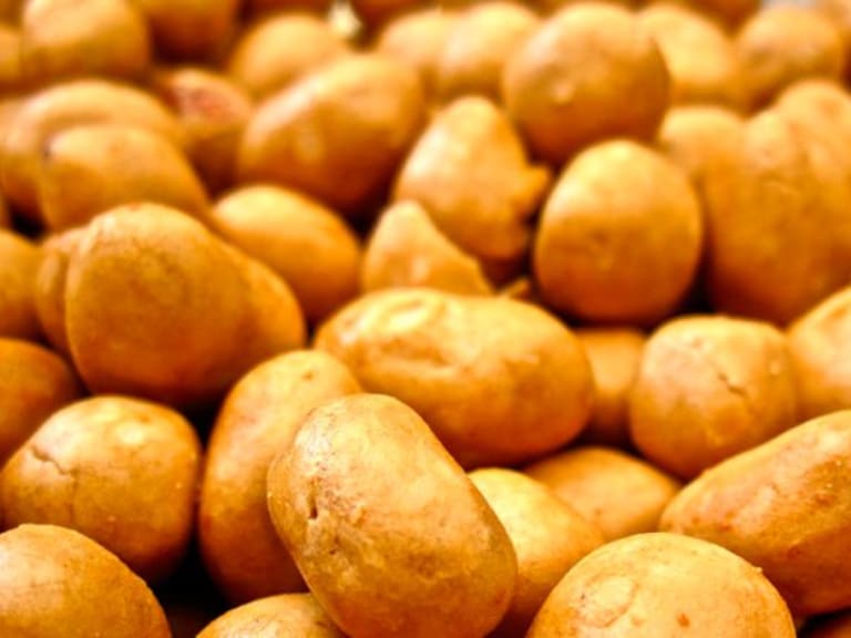 ¿Qué tan saludables son los cacahuates japoneses?
