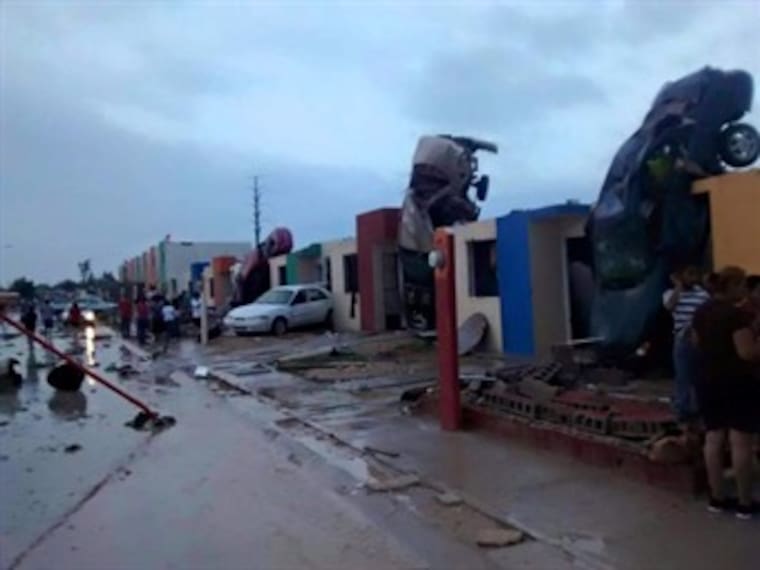 Tornado deja 13 víctimas en Ciudad Acuña