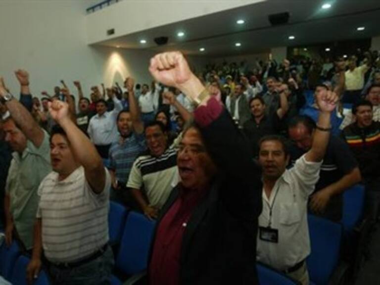 SME reparte volantes entre sus trabajadores