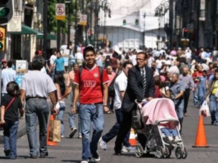 Día Internacional del peatón. Dione Anguiano Flores, diputada local de la Asamblea Legislativa