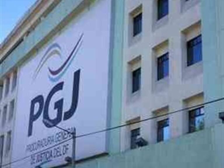 Entrega PGJDF cuerpos de periodistas asesinadas a familiares