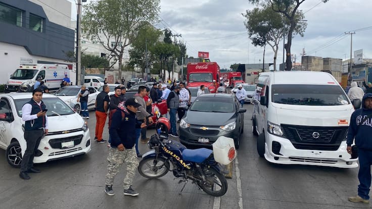 Transportistas desquician con bloqueos el EdoMéx